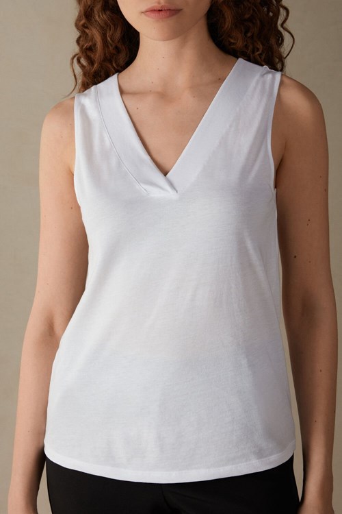 Intimissimi V-neck Top in Supima® Ultrafresh Bavlněné Bílé Bílé | 9462703-DJ